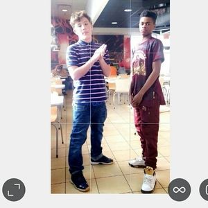 Meet your Posher, Cmoney